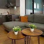 Kristal Center, Studio,near Artificial * ティラナ
