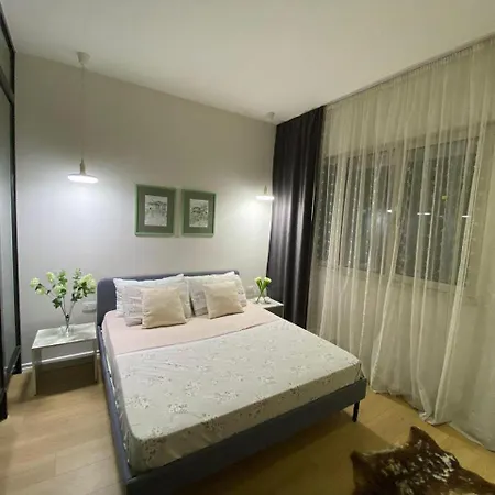 Kristal Center, Studio,near Artificial Apartment